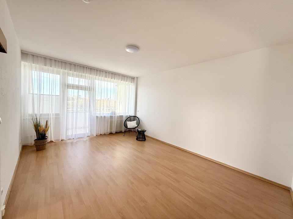 Top-Lage & Weitblick am Fennsee: Helle, bezugsfreie 2-Zimmer-Wohnung mit Panoramablick – Bild 2