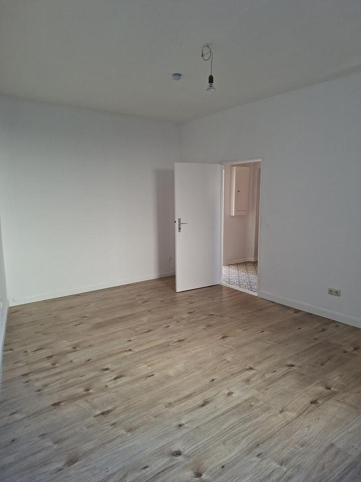 Toplage. Sehr schöne zwei Zimmer Wohnung in Tempelhof/ Kreuzberg mit großem Südbalkon – Bild 10