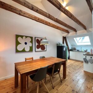 kernsanierte Dachgeschosswohnung in Duisburg-Ruhrort