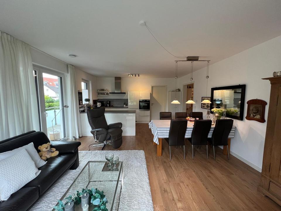 Moderne 3-Zimmer-Neubauwohnung mit Garten im Erdgeschoss – Bild 3