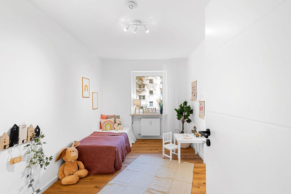 **Provisionsfrei** Modernisierte 4-Zimmer Wohnung in Audi-Nähe – Bild 7