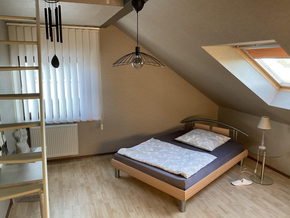 Top gepflegtes, freistehendes Ein- bis Zweifamilienhaus – Bild 19