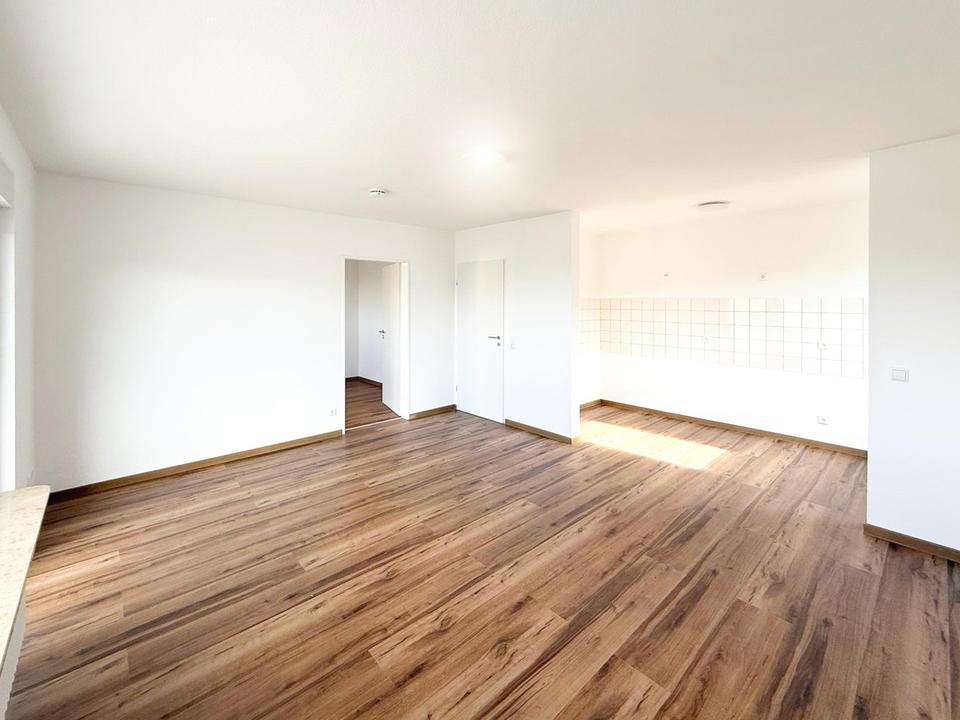 Bezugsfrei, Modernisiert & Barrierefrei: Ihr neues Zuhause mit traumhaftem Ausblick – Bild 2