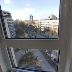 Stadtwohung 39 m² mit Luitpoldpark-Blick – 5. OG, Ostbalkon, neue Fenster, sofort verfügbar