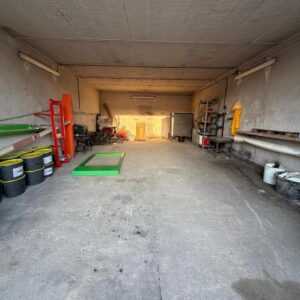 Werkstatt, Lagerraum für Handwerker, Storage; Halle sauber und trocken