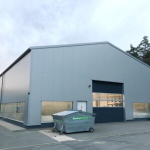 Moderne freitragende Halle mit Bürofläche zu vermietenm, Mühllach, Röthenbach