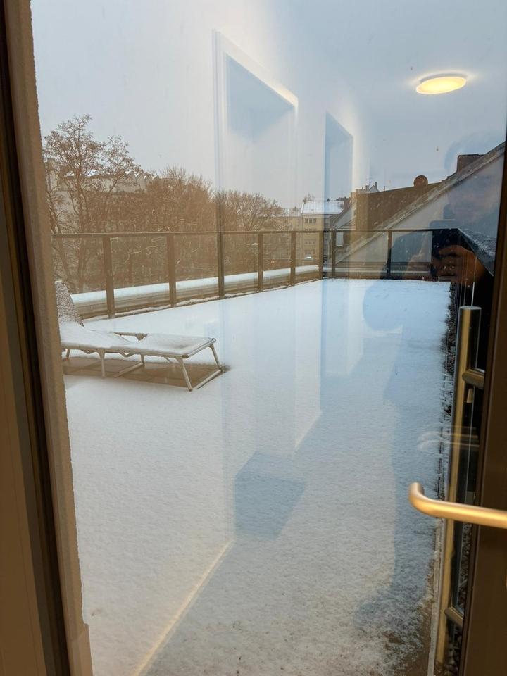 Studentenwohnung Exklusive 1 Zimmer Wohnung Appartment mit Loggia für Studenten TH Nähe – Bild 3