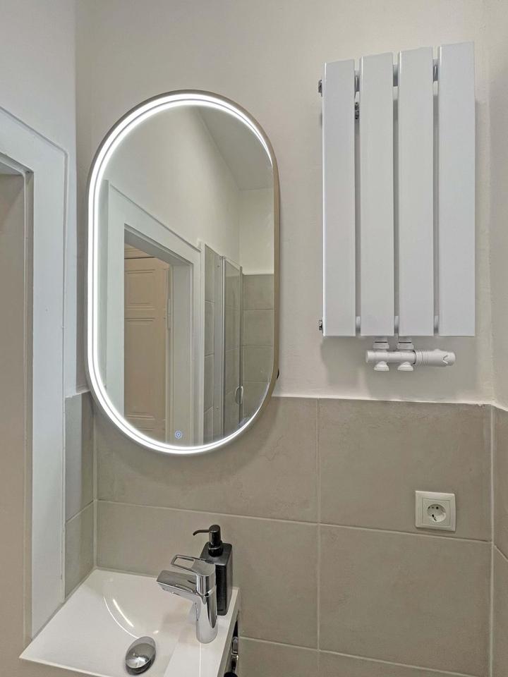 Provisionsfrei: Kernsanierte, bezugsfreie Wohnung direkt am Zionskirchplatz – Bild 8