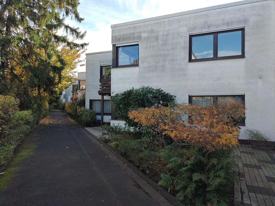 Großzügiges Reihenmittelhaus in Muffendorf mit Einliegerwohnung und sonnigem Atriumgarten – Bild 2