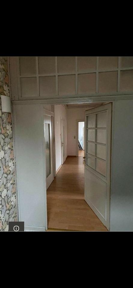Großzügige 4 Zimmer Wohnung, 120qm frisch saniert – Bild 2
