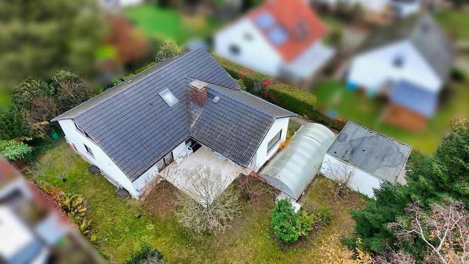 Bungalow mit großem Grundstück ruhig und verkehrsgünstig gelegen – Bild 21