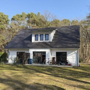 Niedrigenergiehaus mit Garten