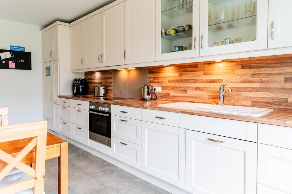 Gepflegtes Einfamilienhaus (Walmdachbungalow) ohne Makler – Bild 17