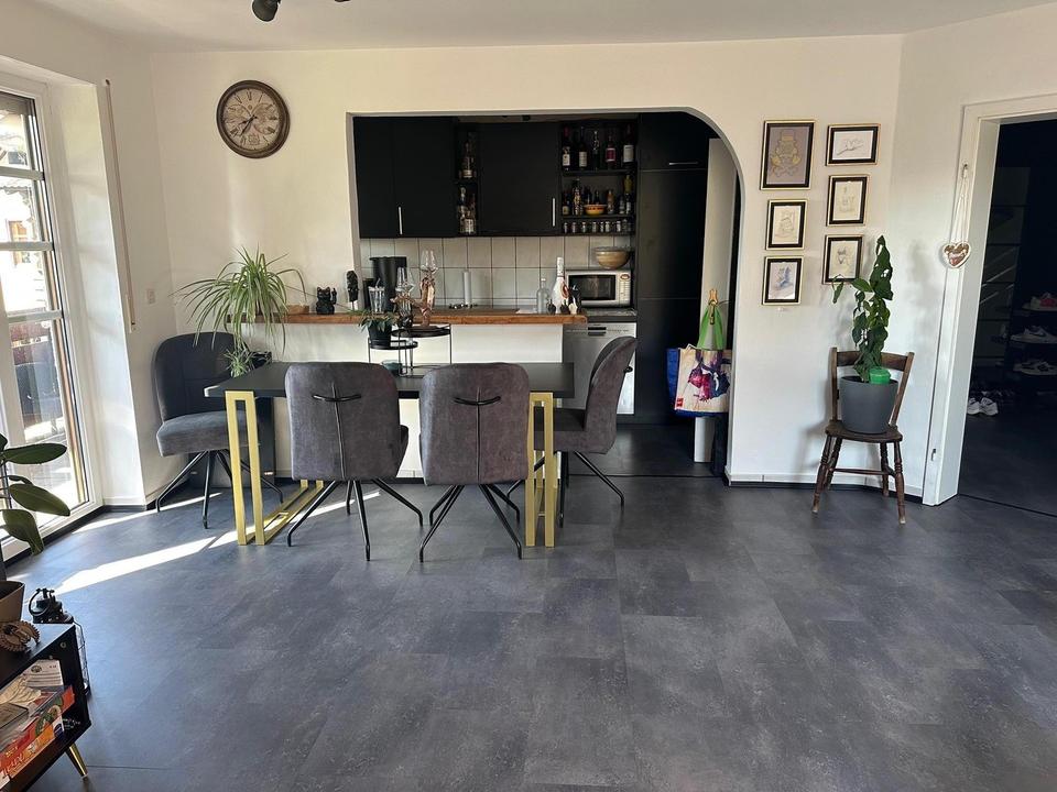 Provisionsfreie Vollmöblierte Maisonette Wohnung + 2 Stellplätze – Bild 14