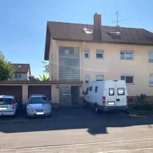 Mehrfamilienhaus mit idyllischem Garten