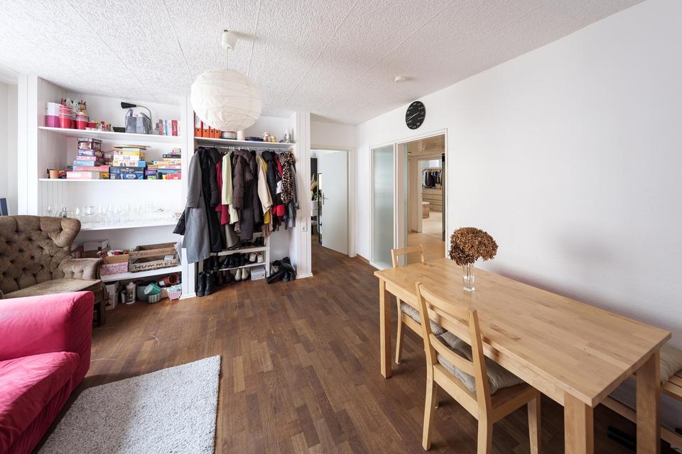 Lichtverwöhnte 5-Zimmer-Wohnung mit Balkon - sofort bezugsfrei! – Bild 10