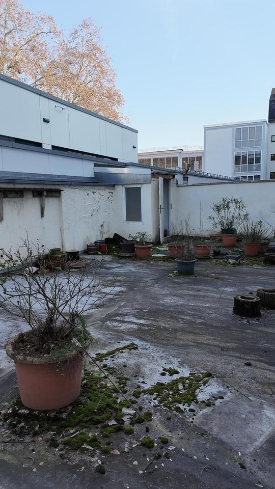 Atelier oder Lager direkt am Gartenfeldplatz mit großer Terrasse – Bild 9