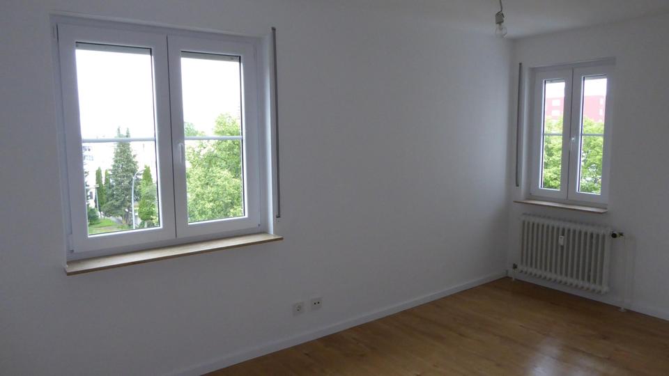 Charmante 3-Zimmer-Wohnung mit Balkon und Außenstellplatz in Fellbach-Schmiden – Bild 4