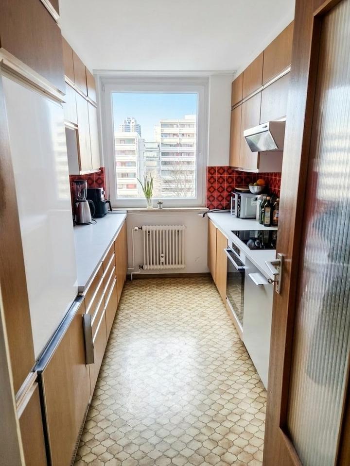 Top-Lage am Olympiapark – 3-Zimmer-Wohnung mit Südbalkon & TG in Schwabing-West – Bild 10