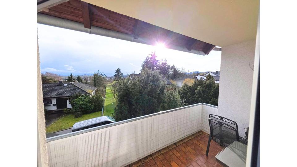 Weintor-Unicorn: 102m² Panorama | Haus-Charakter | 2 Bäder + Balkone | 66cm Wand | Garage – Bild 7