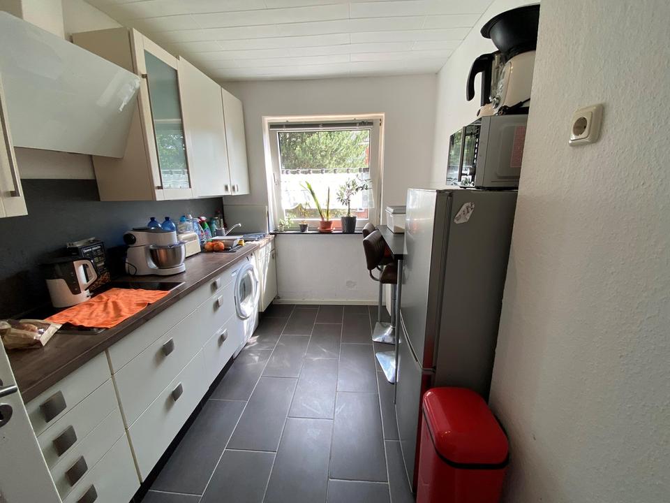 4 Zimmer Wohnung in ruhiger Lage in Lübeck – Bild 2