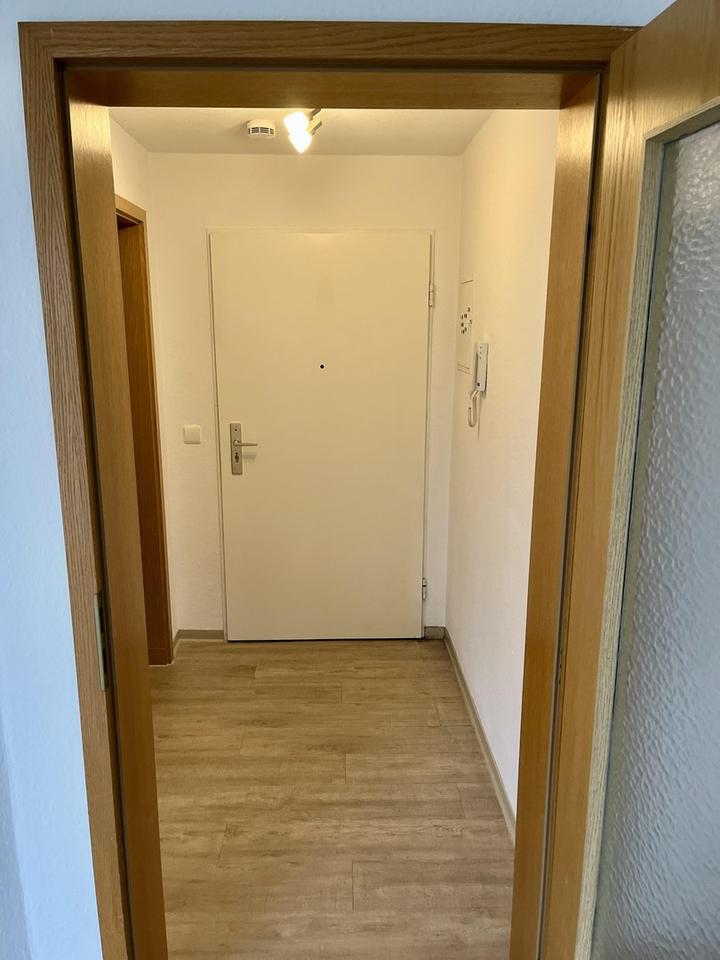 Top geschnittene Dachgeschosswohnung mit Balkon und Stellplatz direkt am Oldenburger Stadtpark – Bild 10