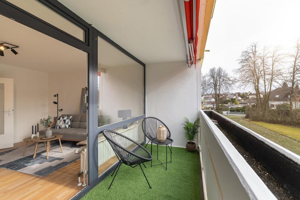 Neu renovierte 2 Zi-Whg m. Balkon voll möbliert mit Schwimmbad – Bild 2