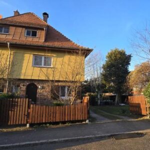 Charmantes Reihenendhaus mit Garten in ruhiger Wohngegend