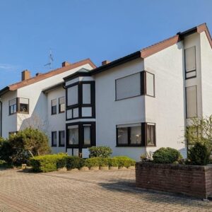 Gepflegte 3-Zimmer-EG-Wohnung mit Südbalkon & Garage in Wachenheim a.d.W.