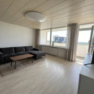 Sonnige 3-Zimmer-Wohnung mit 2 Balkonen und Fernblick plus Stellplatz in Kerpen