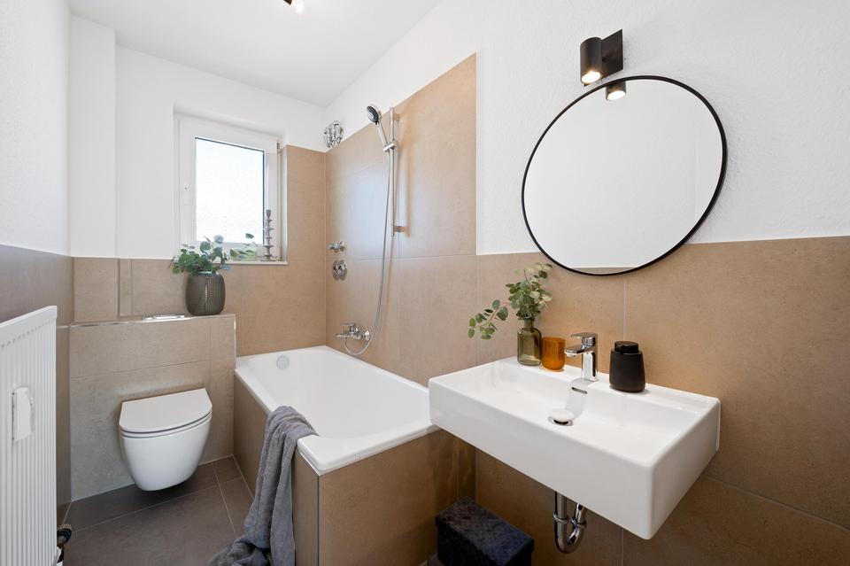 Provisionsfrei -Top gepflegte 3-Zimmer-Wohnung mit Balkon in Frankfurt-Niederrad – Bild 7