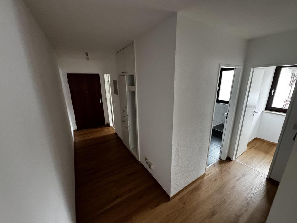 Helle 2,5-Zimmer Wohnung im 2. OG mit Balkon in Blaustein – Bild 11