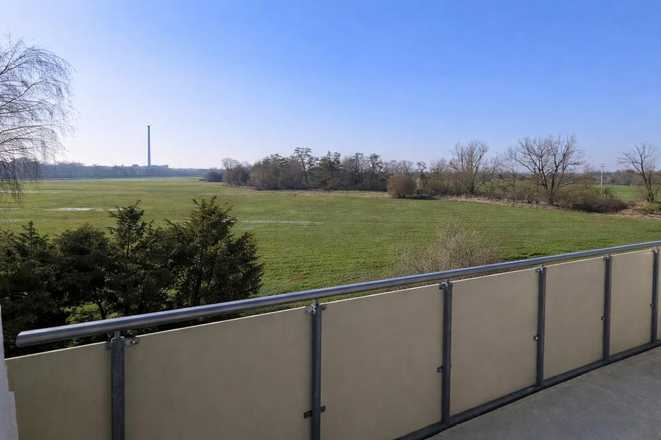 Neuwertiges Apartment mit Panorama-Balkon in Erlangen Provisionsfrei