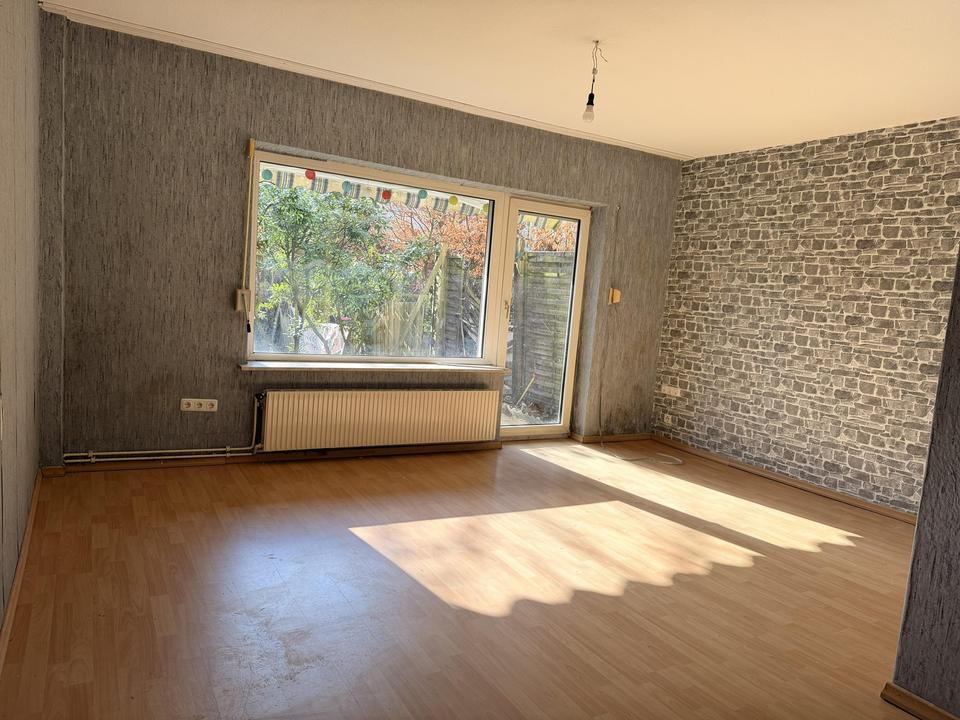 Charmantes Endreihenhaus mit großem Grundstück und viel Potential – Bild 4