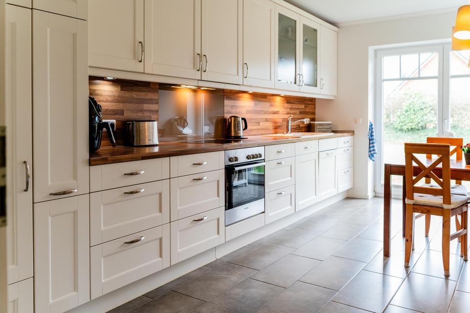 Gepflegtes Einfamilienhaus (Walmdachbungalow) ohne Makler – Bild 13