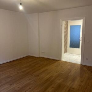 Renovierte Wohnung mit neuem Duschbad und guter Ausstattung