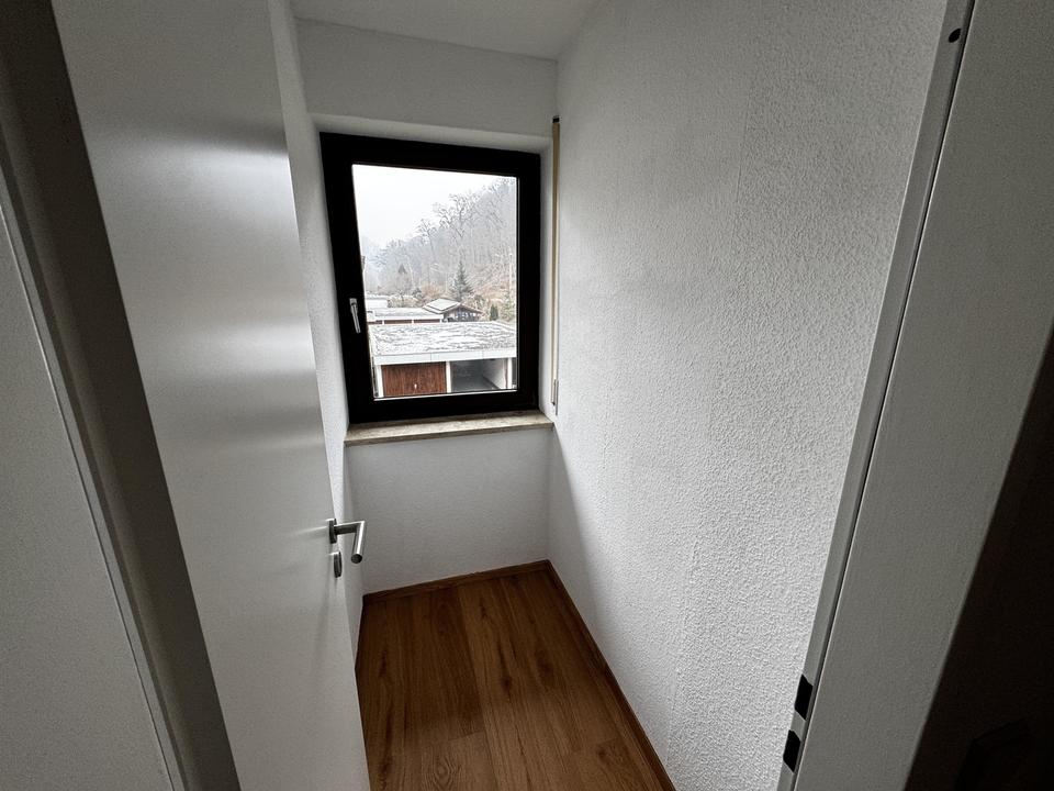 Helle 2,5-Zimmer Wohnung im 2. OG mit Balkon in Blaustein – Bild 7