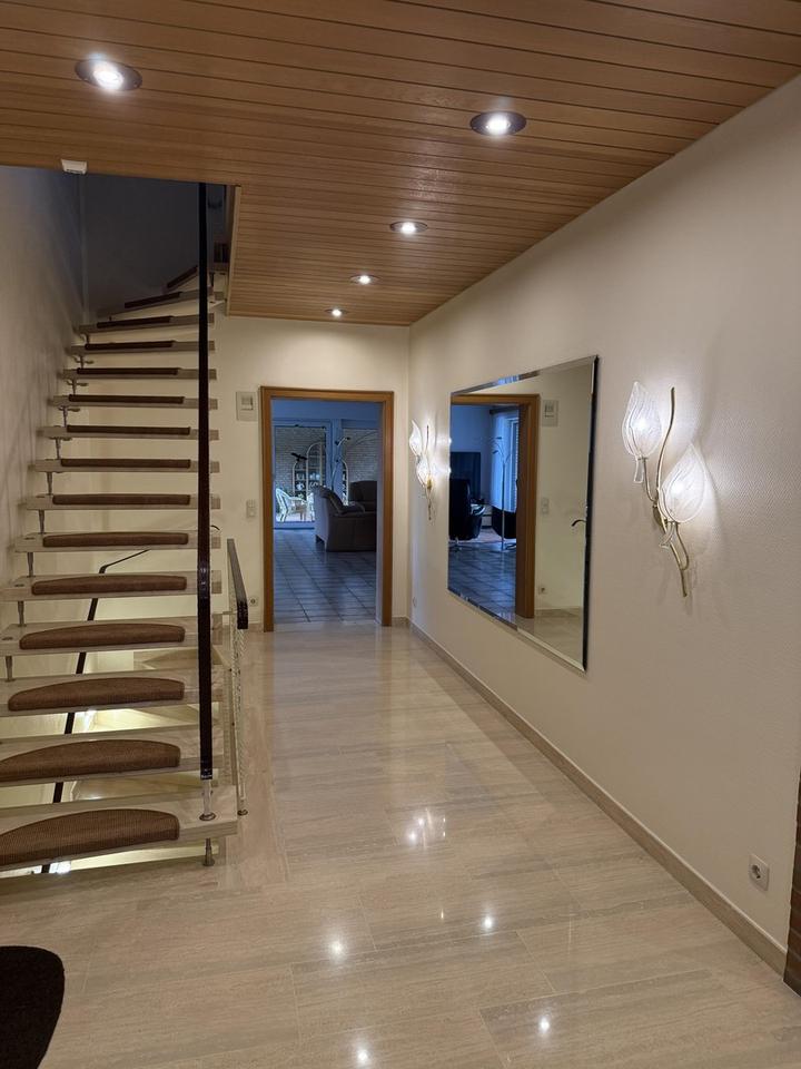 Großzügiges Einfamilienhaus mit Garten, Doppelgarage & vielseitigen Nutzungsmöglichkeiten – Bild 16