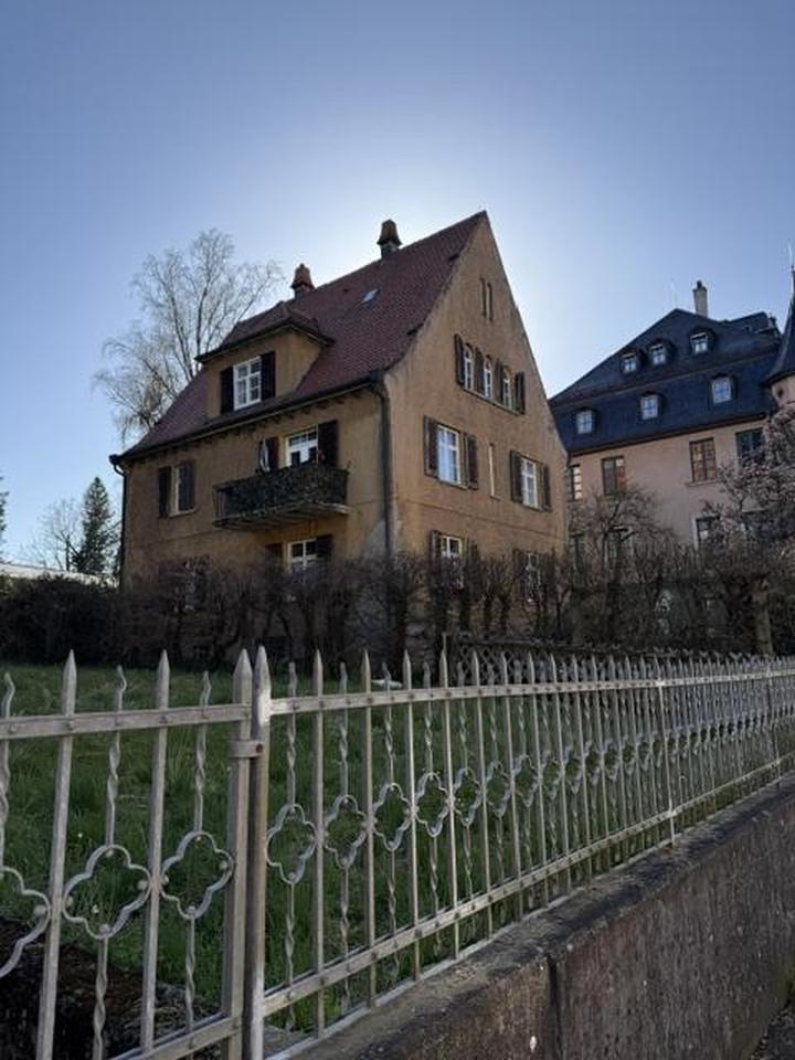 Historische Innenstadtwohnung, Schlossvorstadt, mit Gartenanteil – Bild 2