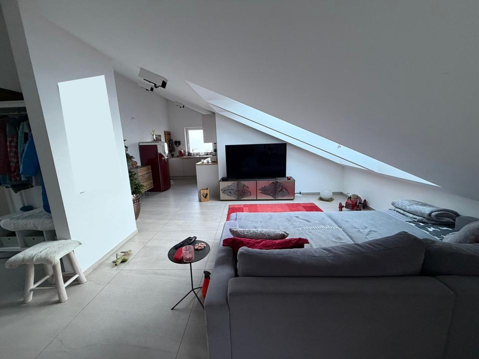 Dachgeschosswohnung in Premiumlage mit Panoramablick – Bild 18