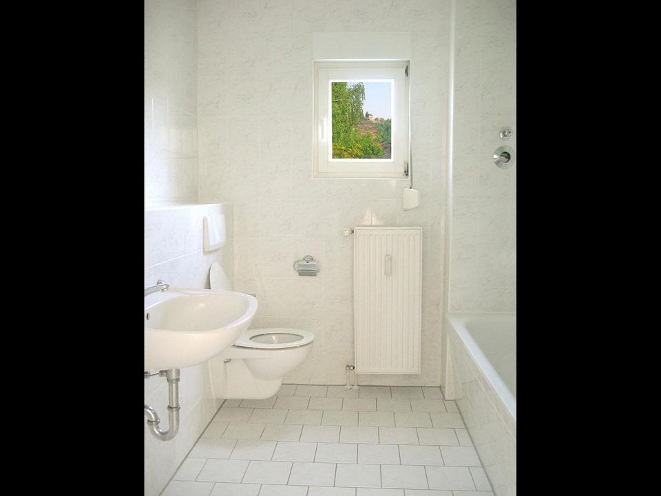 3 Zi Penthouse in bester Lage, sonnig, ruhig, 30qm umlaufende Dachterrasse, 2 Parkplätze – Bild 8