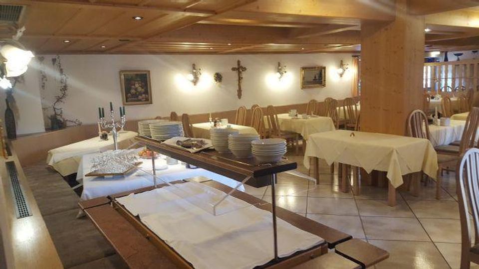 Pension 19 Zimmer, Gasthaus, Biergarten & Betreiberwohnung, Umwandlung "Gewerbe für Wohnen" – Bild 17