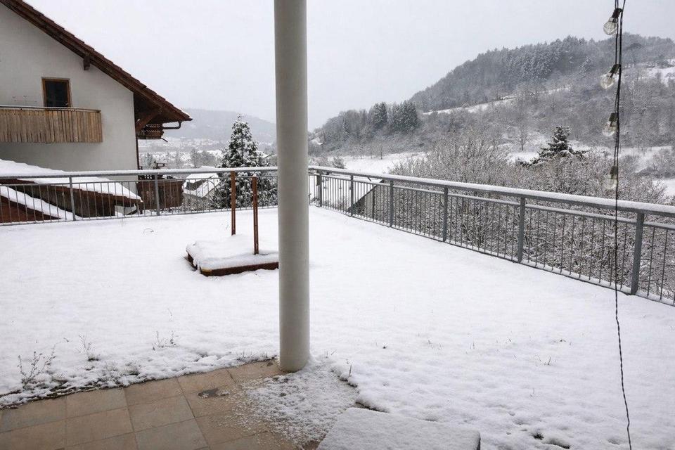 Großzügige 4-Zimmer-Wohnung mit Südterrasse & Kamin – ruhige Lage nahe Basel – Bild 13