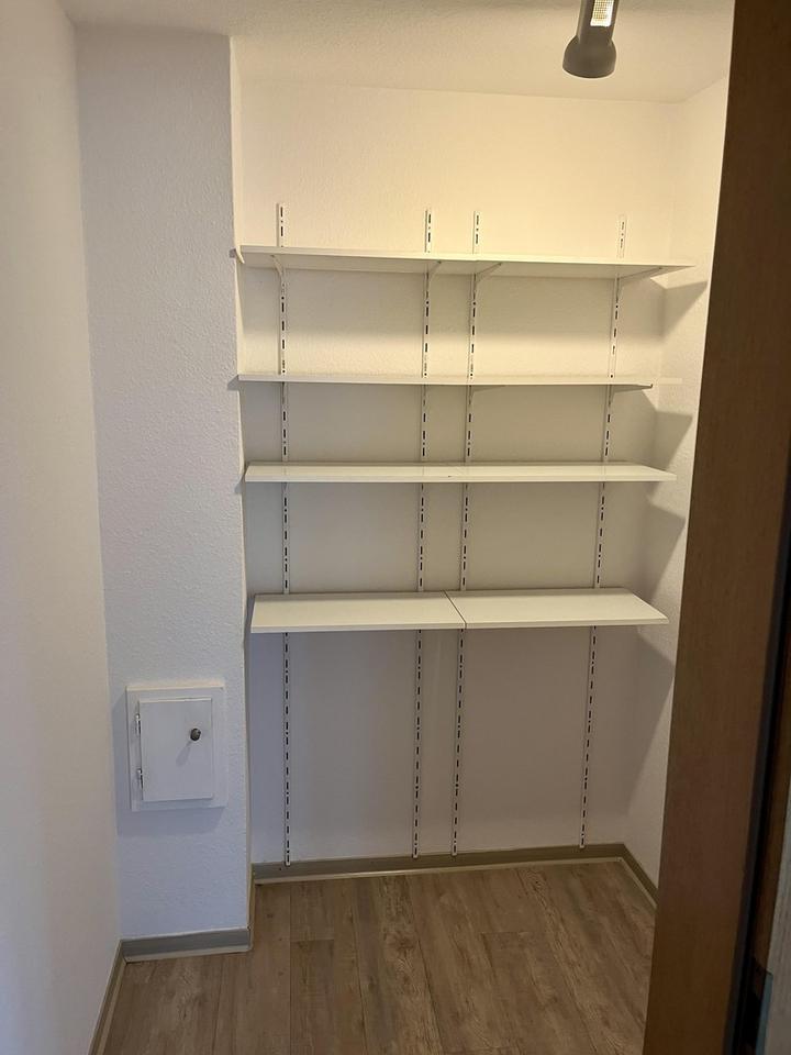 Top geschnittene Dachgeschosswohnung mit Balkon und Stellplatz direkt am Oldenburger Stadtpark – Bild 9