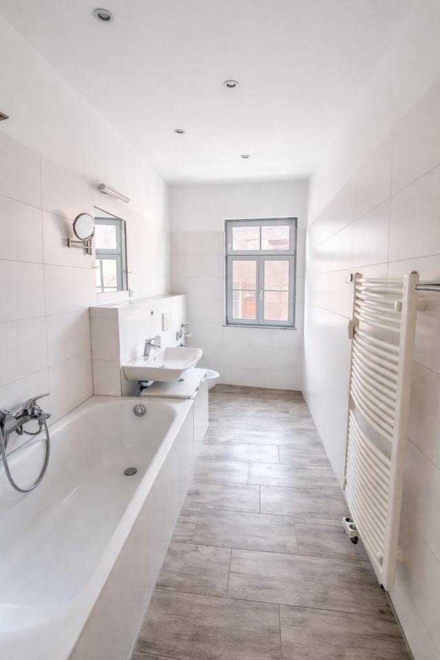 Stilvoll modernisierte 2,5-Zimmer-Wohnung – sofort bezugsfrei – Bild 13