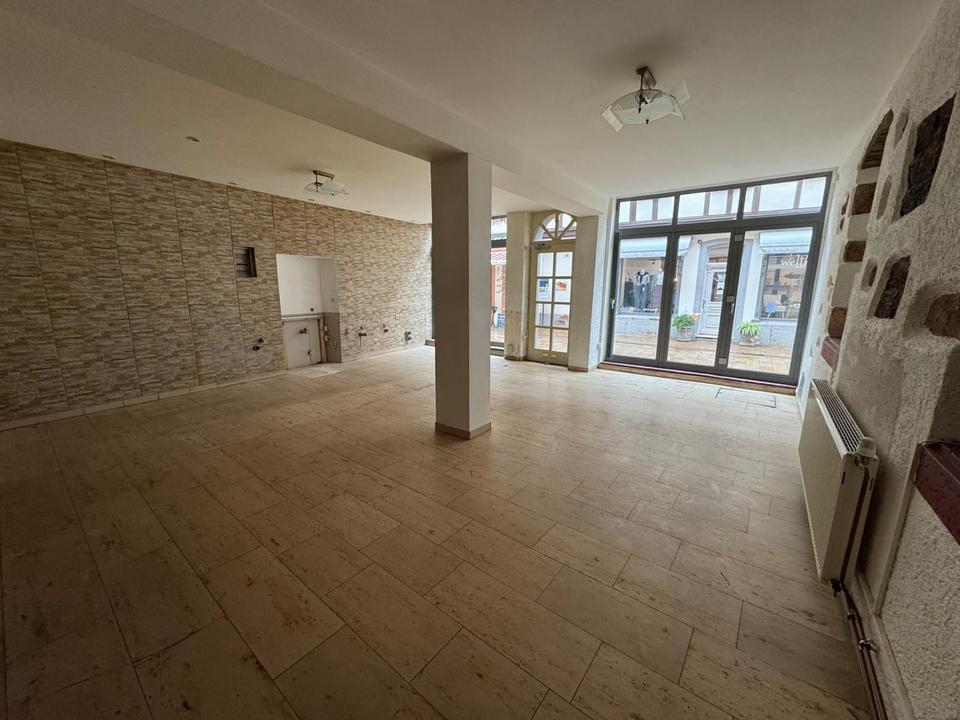 Attraktive 116 m² Gewerbefläche – ideal für Café, Laden oder Praxis | Fußgängerzone Neustadt – Bild 2