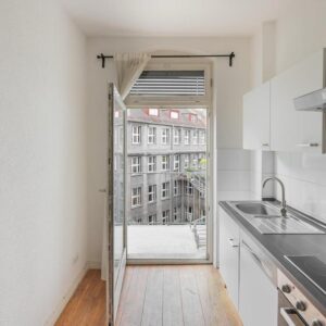 * Provisionsfrei! 3 Zimmer, top saniert, Balkon & Altbaucharme im Szeneviertel Gostenhof! *