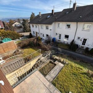 Gepflegtes Reihenmittelhaus mit Garage, Stellplatz & Garten in Balingen