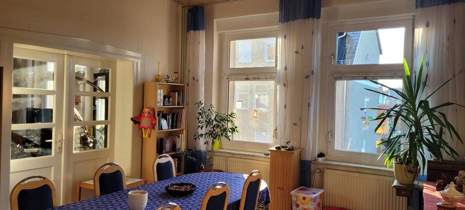 Barrierefrei wohnen in Zweifamilienhaus mit Lift, Garten & Autostellplätze – Bild 21