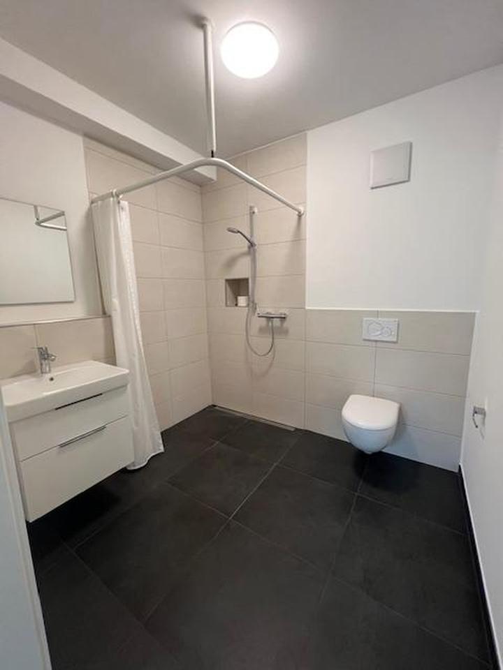 Neubau nach Erstbezug helles 1 Zimmer Apartment KfW 40+, EBK, Balkon – Bild 7